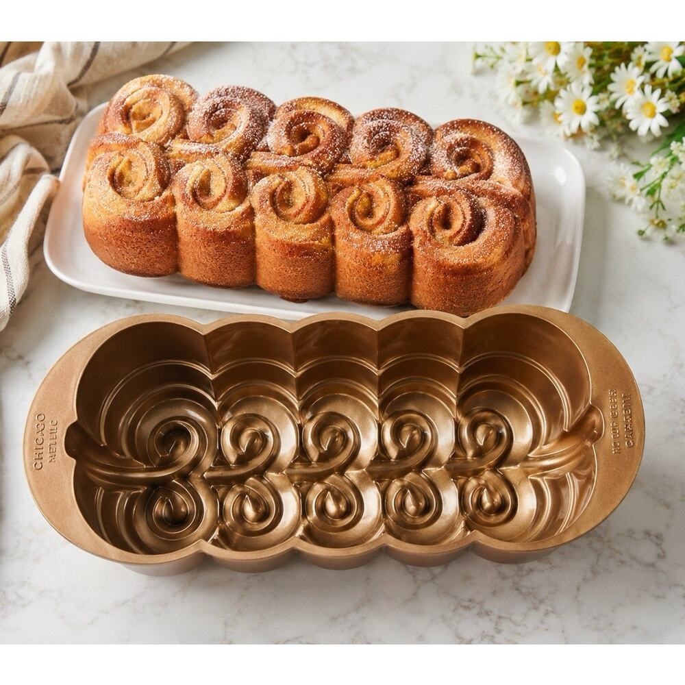 Chicago Metallic Swirl Loaf Pan 10 Cup Decorative Cake Mold Bakeware